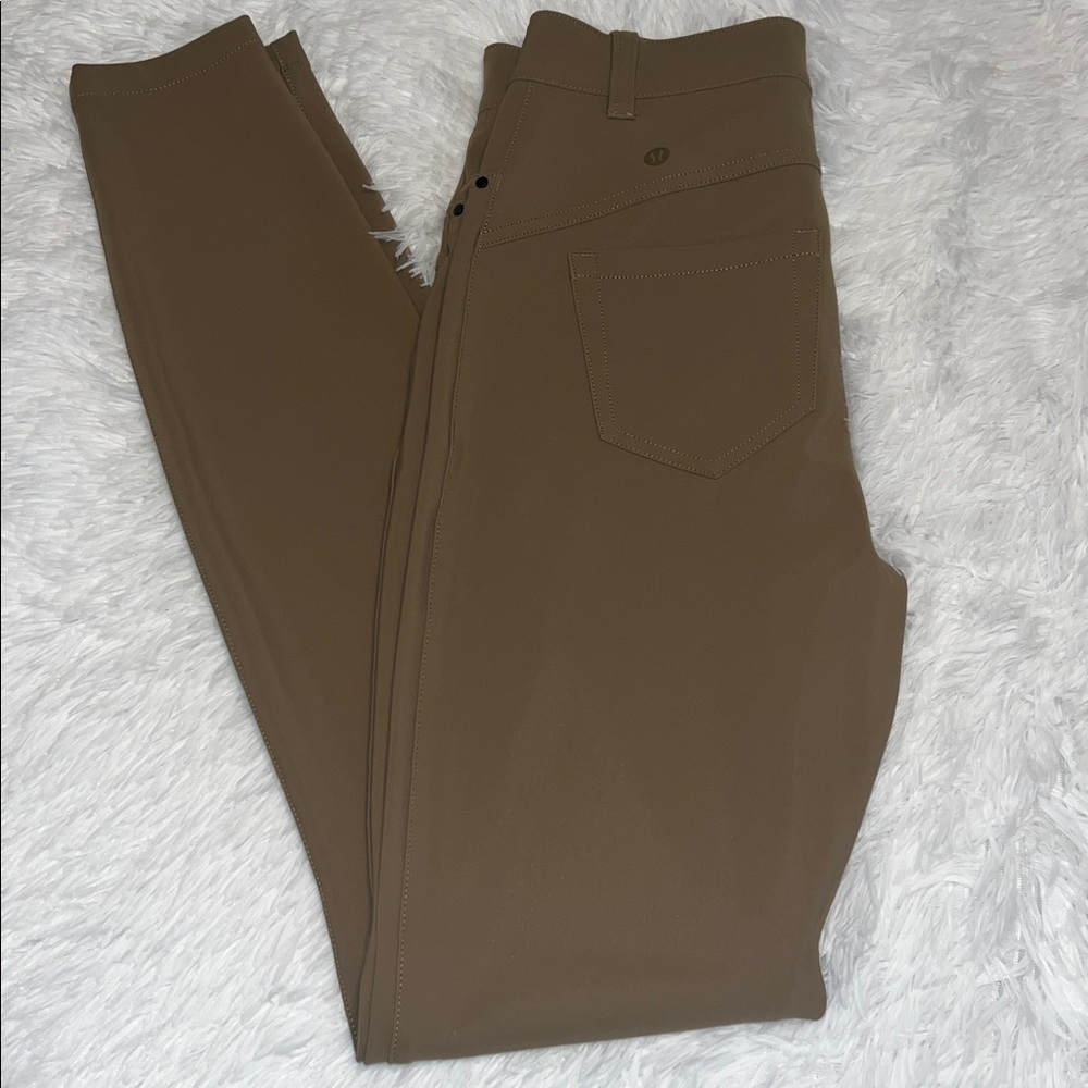 Lululemon City Sleek Slim Fit HR 5 Pocket Pant
